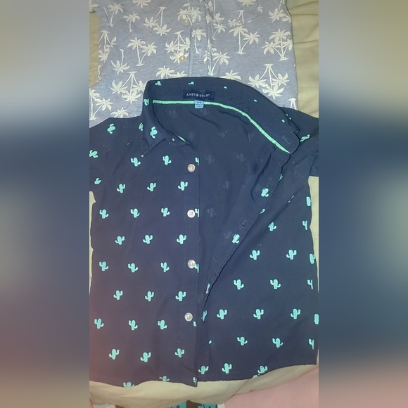 Two Andy & Evan Toddler Button downs - Picture 3 of 4